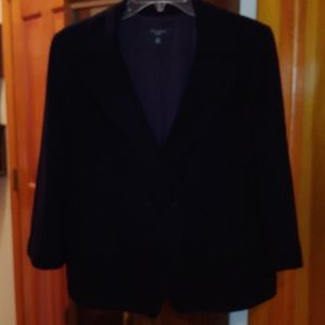Ann Taylor black blazer